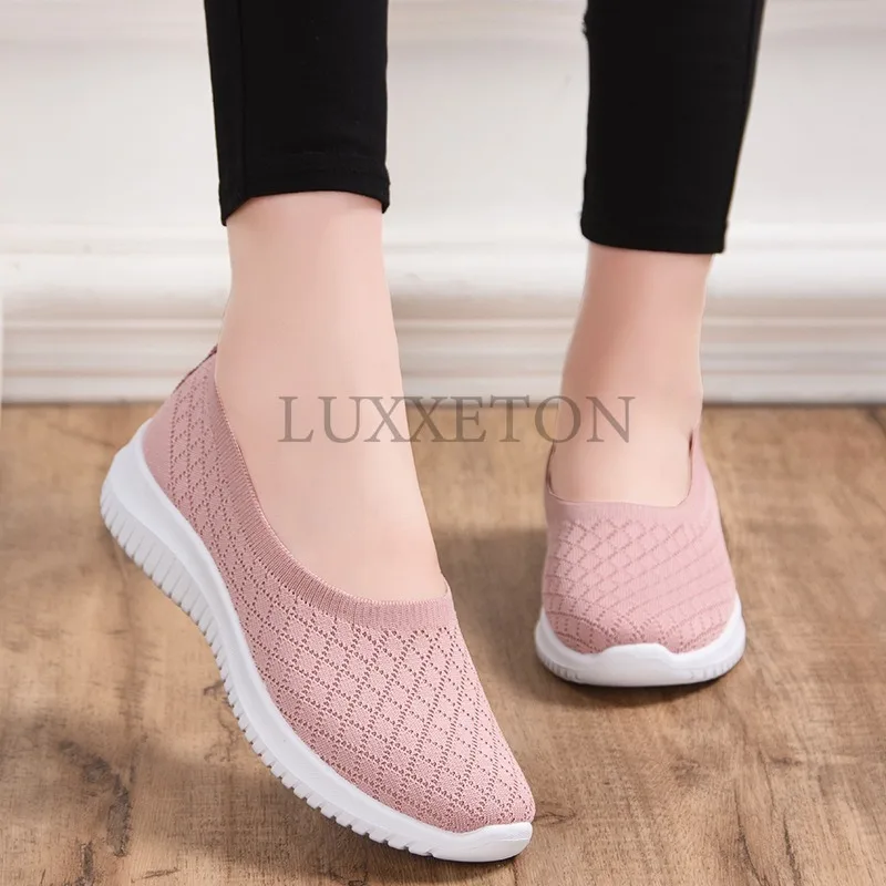 Ladies Summer Comfortable Plus Size Ladies Mesh BreathableSports  Socks Ladies Light Casual Sports Shoes Flat Ladies Loafers 3