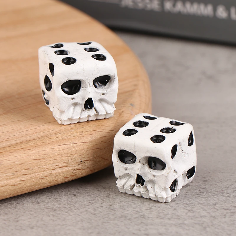 

2Pcs Dice 6-Sided Bone Unique Gift Gamer Great For Role Playing Board Game For Halloween