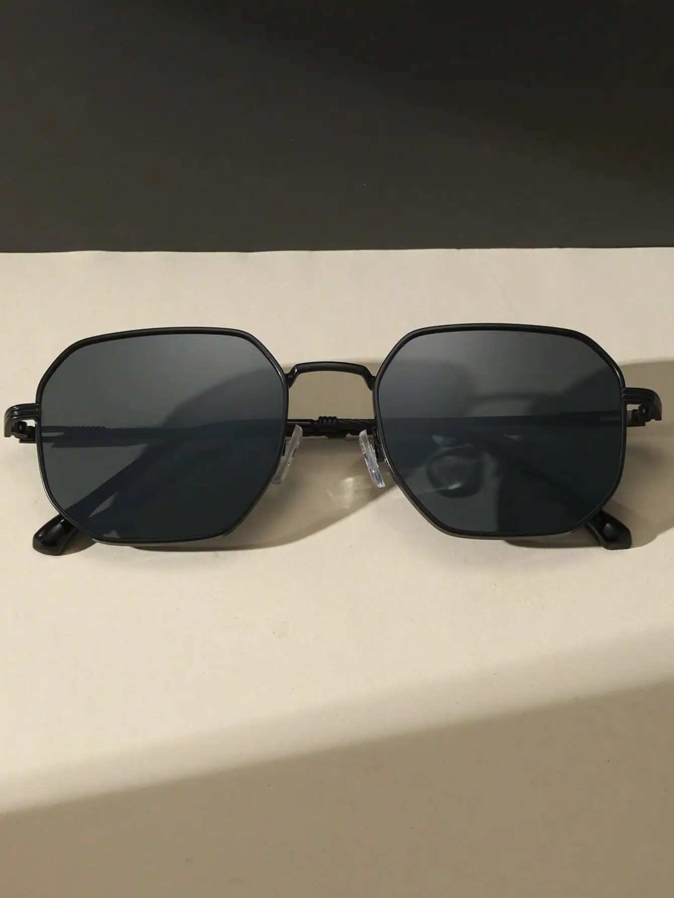 Lunettes de soleil vintage unisexe style bohème pêche - Monture géométrique métal rétro pour activités extérieures