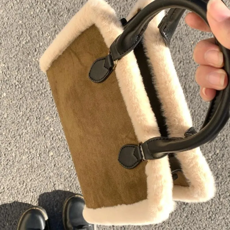 Retro Plush Commute Handheld Tote Bag Women Large Capacity Frosted Texture Shoulder Bag Ladies Casual Commute Crossbody Bag 2025