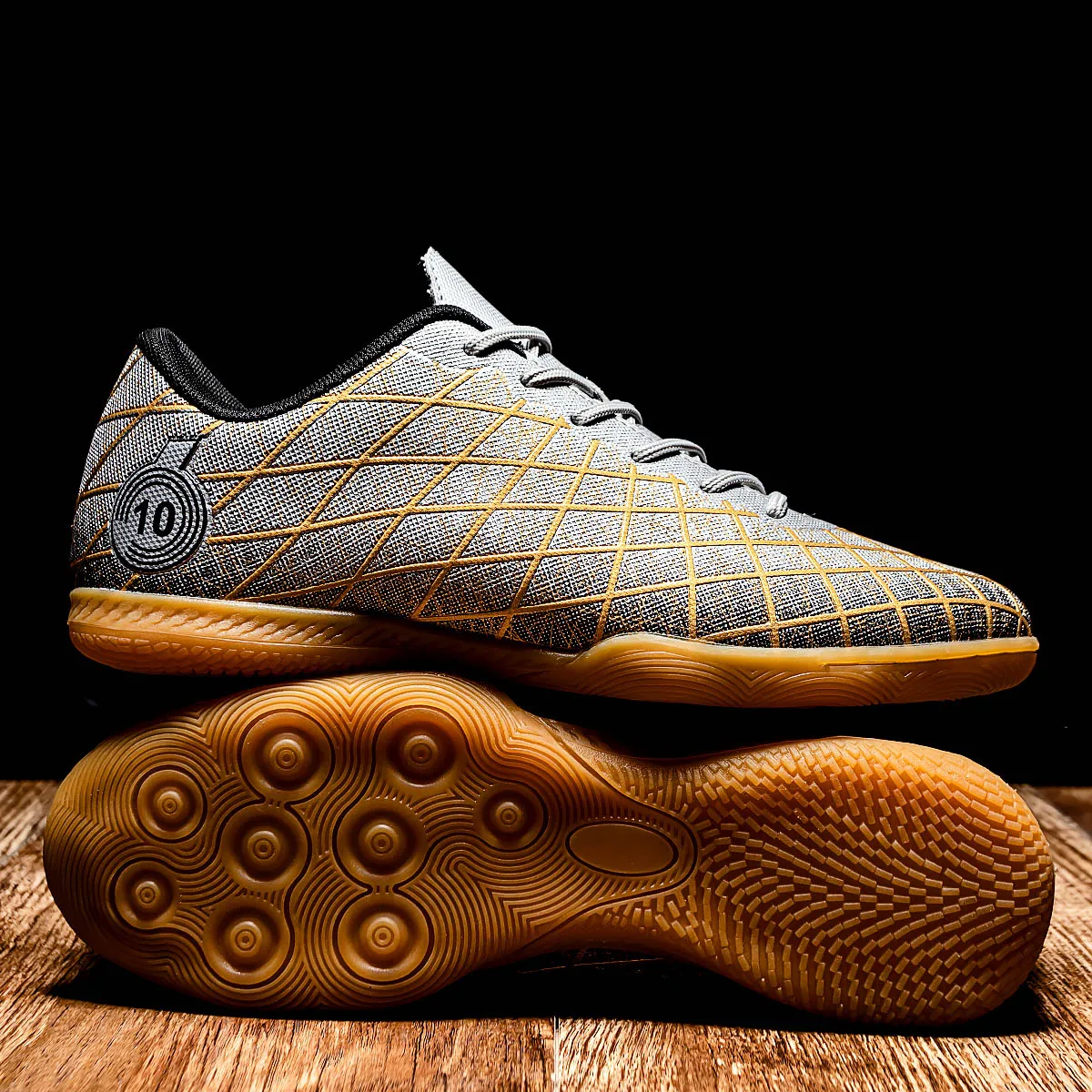 Men Futsal Football Boots Indoor Football Boots Society Sports Cleats Casual Professional Training High Quality Football Shoes