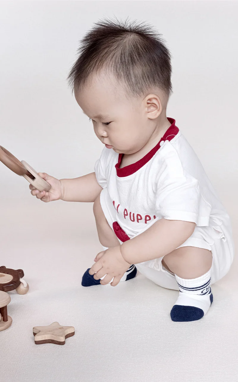 5 Pairs of Solid Color Letter Pattern Design Sports Ankle Socks, Breathable and Comfortable Casual Style for Boys and Girls