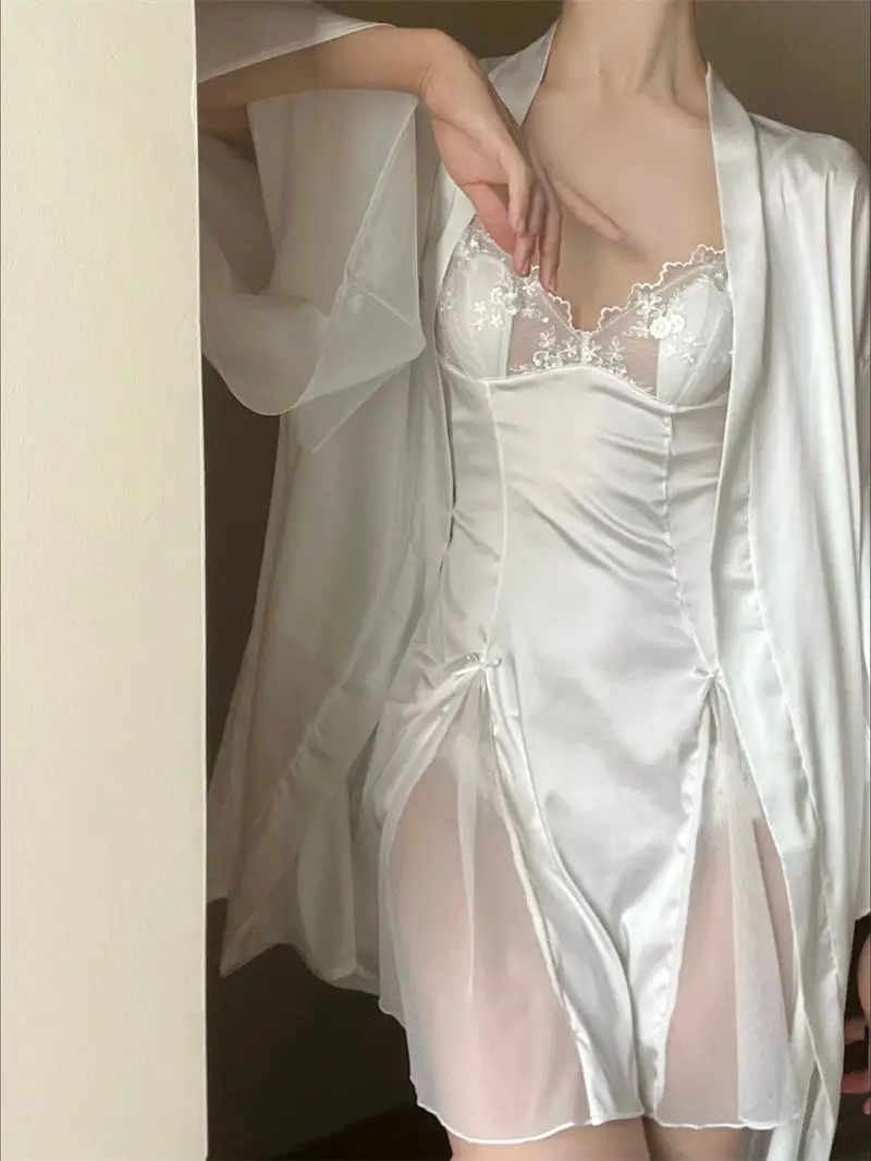 Girl Lace Pajamas Lacework Pendent Pyjamas Ladies Spring Autumn Sleepwear V Neck Tulle Nightdress Solid Color Ice Silk Nightgown