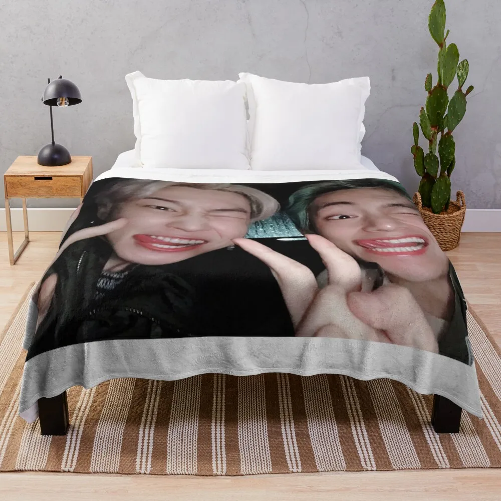 

VMIN Throw Blanket Soft Plush Plaid Sofa Single manga Blankets