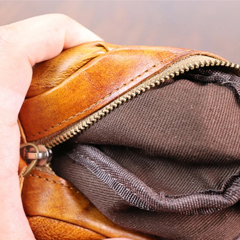 Cow Leather Mini Vintage Purse Coin Purse Card Bag Key Bag Zipper Change Purse Personality Wrinkled Coin Purse for Men and Women