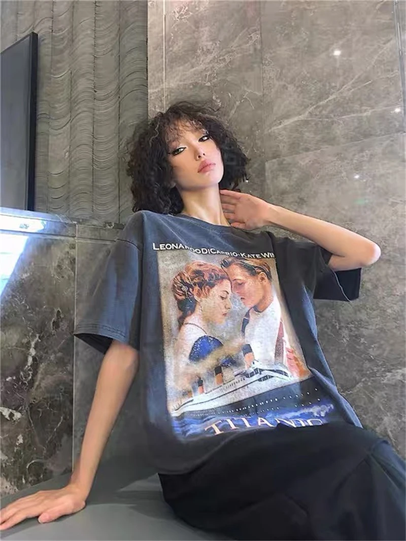 

Vintage washed Titanic direct spray high-definition printed loose short sleeved high street casual loose cotton T-shirt trend