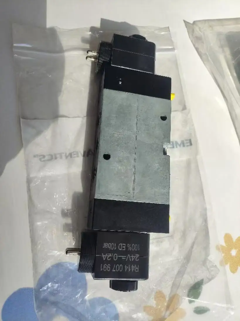 Aventics 5776270920 577-627-092-0 Solenoid Valve