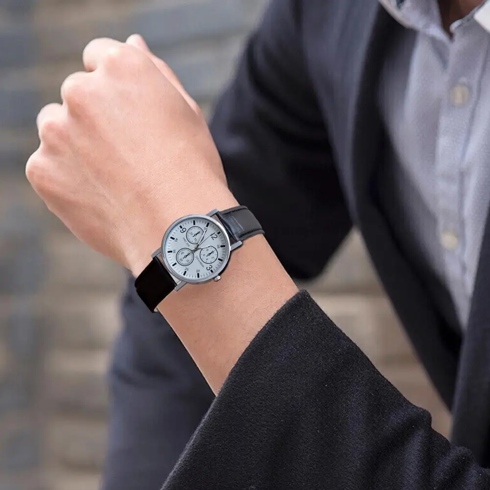 Men Quartz Watch Adjustable Strap