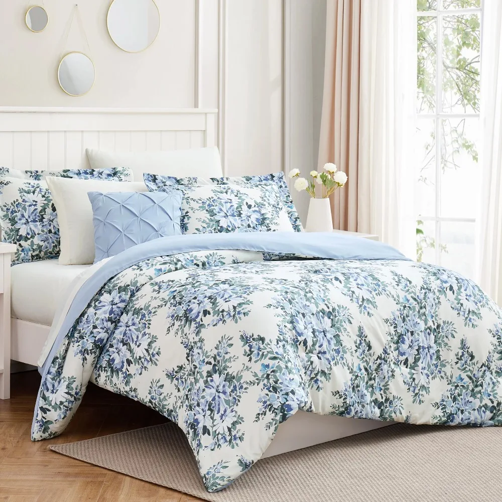 

Modern Threads 8 Piece Reversible Bed in a Adult Bag, Blue Floral, Leela, Queen