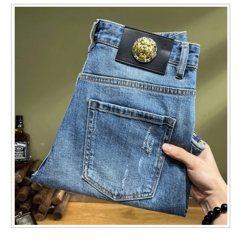 2024 new summer men's broken hole denim shorts Street beat Korean fashion straight loose blue Slim men's wheat rod pants