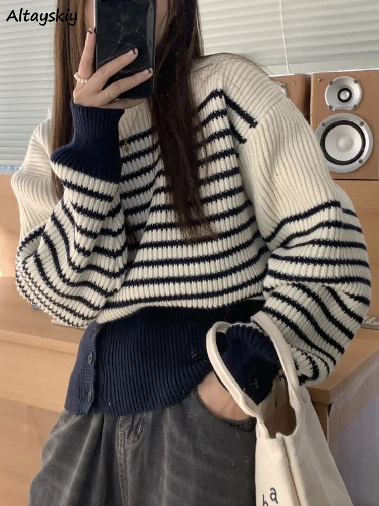 

Винтажные полосатые пуловеры для женщин в Корейском стиле на пуговицах модная простая универсальная трикотажная одежда для молодых девушек с длинным рукавом шикарная Осенняя Новинка