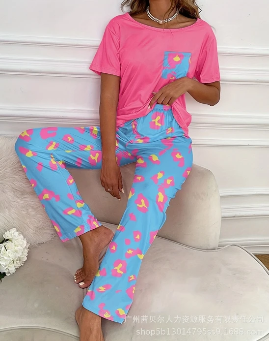 Women's Fashion Set 2024 Spring/summer Latest Commuting Style Round Neck Short Sleeve Cute Casual Daily T-Shirt and Pants Set