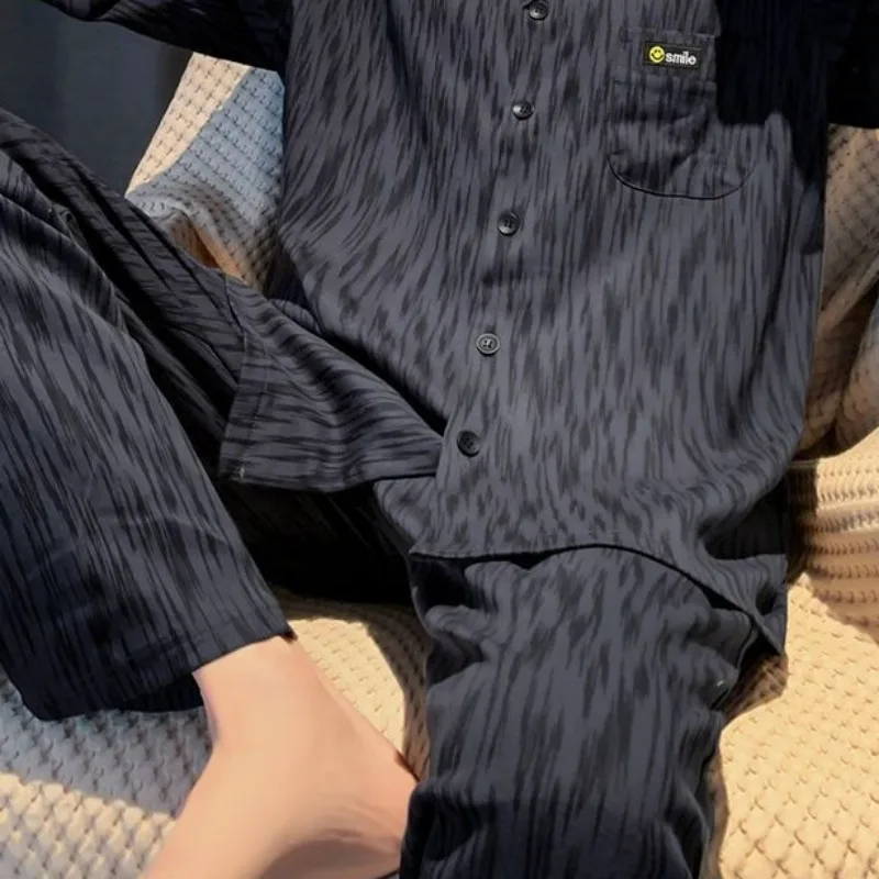 Рисунок 4 - Весенняя пижама из чистого хлопка с длинными рукавами