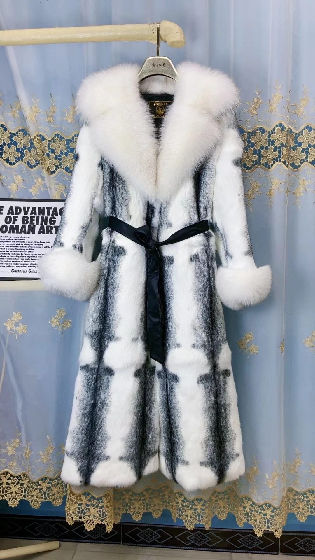 

New Fashion Winter Women Real Fur Coat Long Natural Rabbit Fur Jacket Turn-down Fox Fur Collar Thick Warm Streetwear With Belt