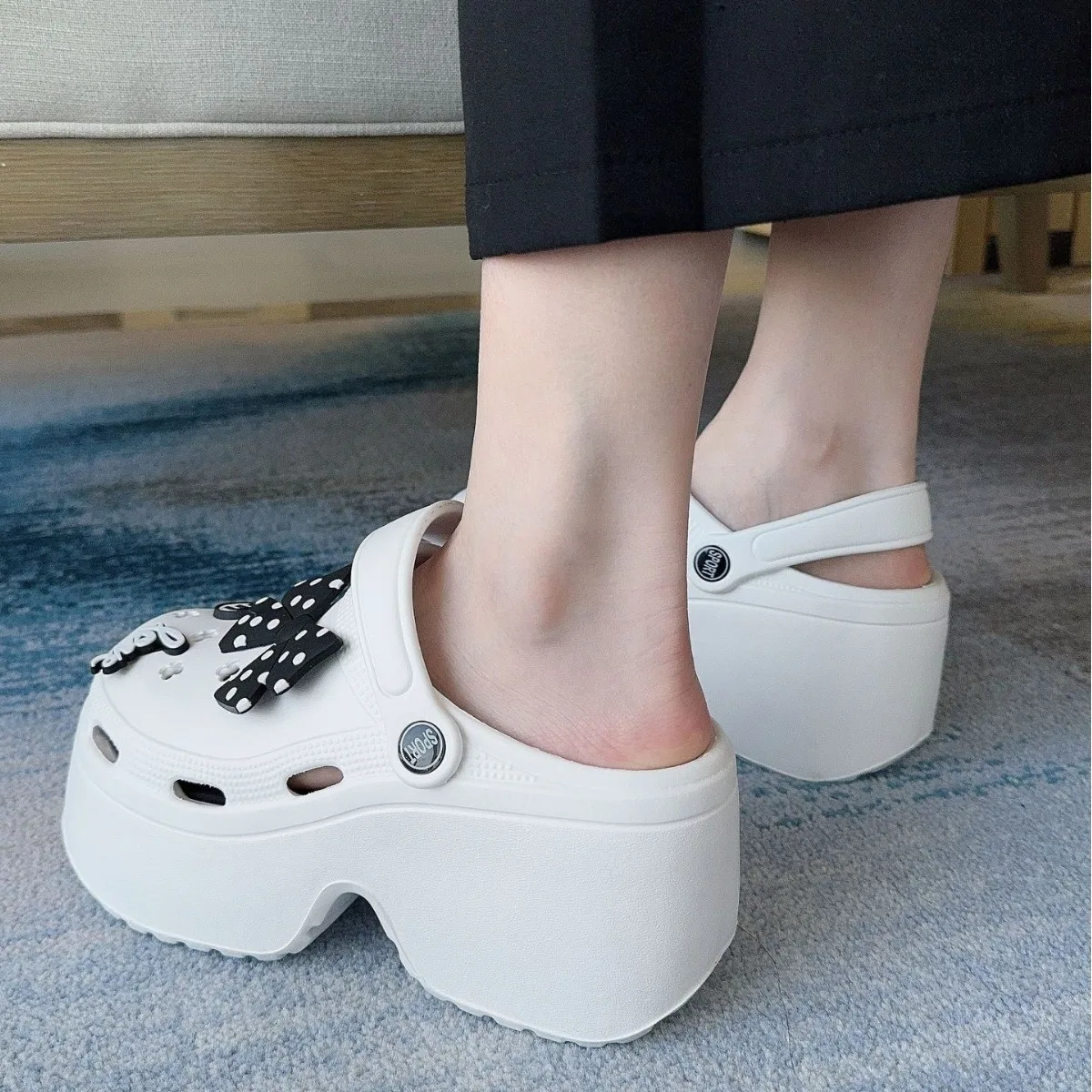 9CM Thick Sole Slippers 2024 Summer Women's Hole Shoes Outdoor Wear High Heels Sandals Fashionable Solid Colors EVA Garden Shoes 4