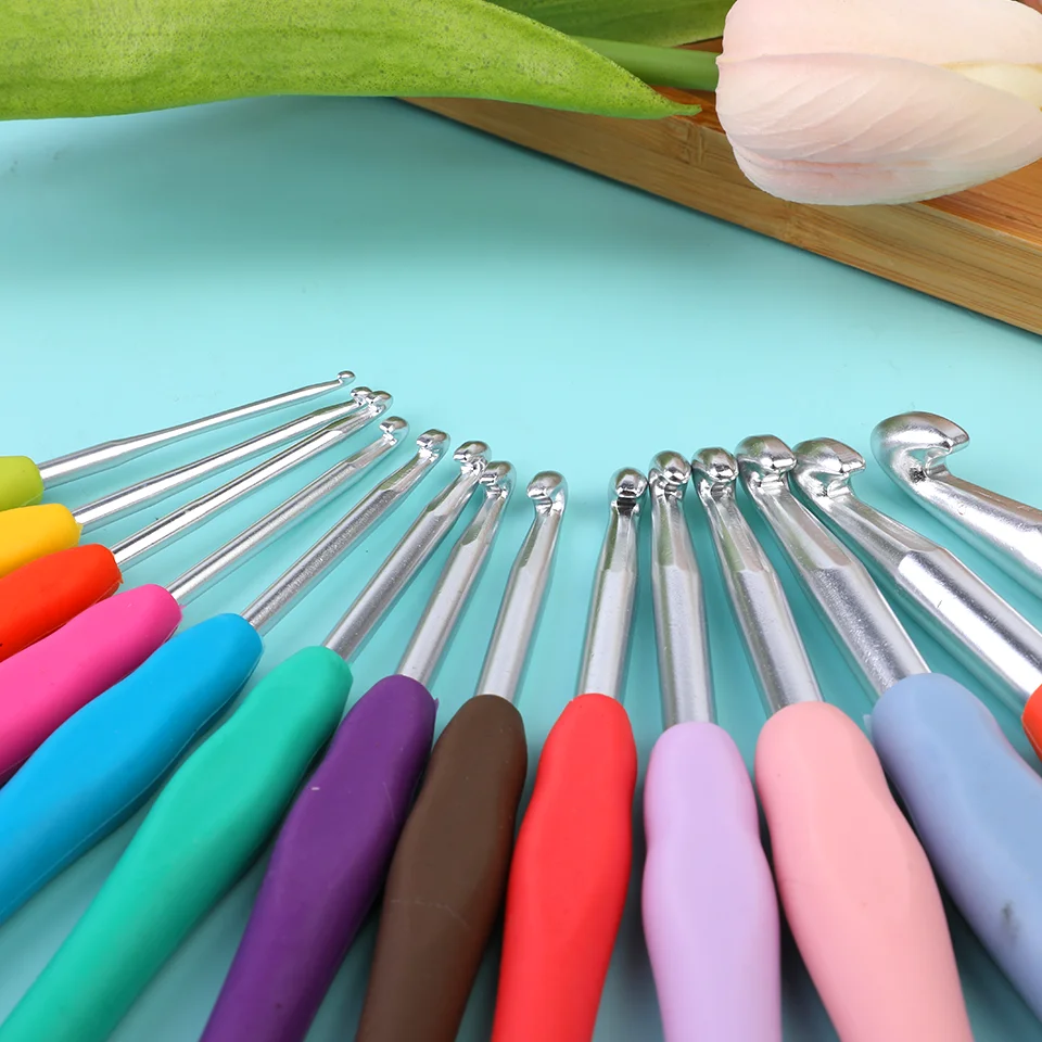Crochet Hooks Set Needle DIY Handmade Sewing Knit Tool Accessories Sweater DIY Craft Scarf Weaving