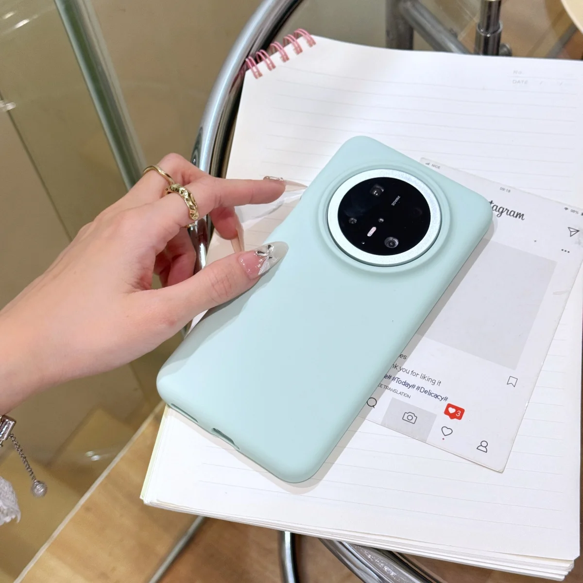 Official Liquid Silicone Fluorescence Neon Color Fashion Shockproof Candy Case