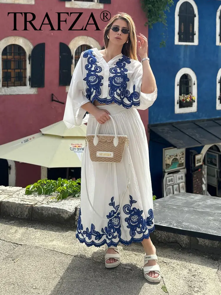 TRAFZA 2024 Women Fashion Blue Floral Embroidery Blouse Casual Loose V Neck Single Breasted Shirt Female Chic Top Y2K TRAF