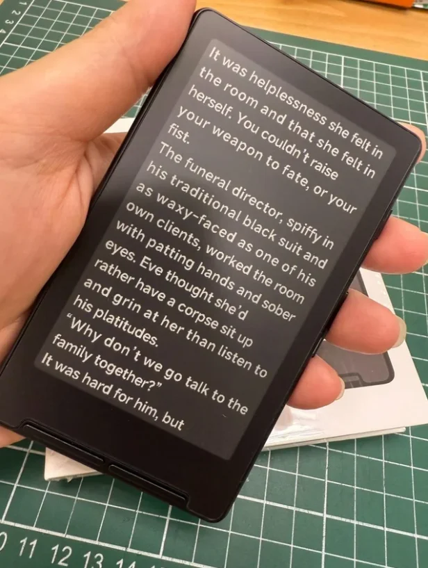 XTEINK X4 E-Book Reader Ink Screen Magnetic Portable E-Book