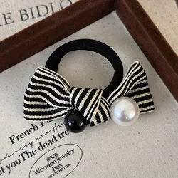 Elegant Pearl - Striped Bow Scrunchies - Chic Beach Hair Accessories (Hair band)