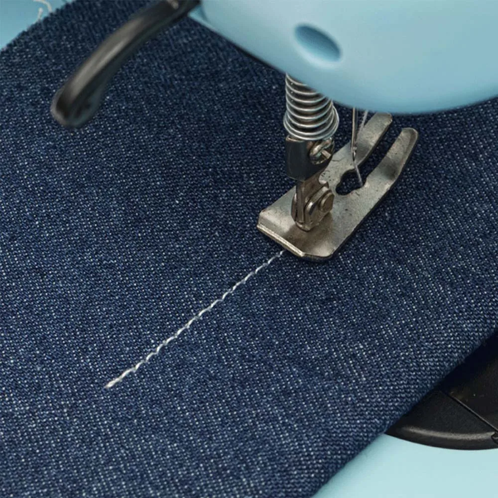 INNE 미니 휴대용 가정용 재봉틀, 야간 조명, 풋 페달, 이중 속도 조정, 이중 스레드, 전기 수동 DC 전원