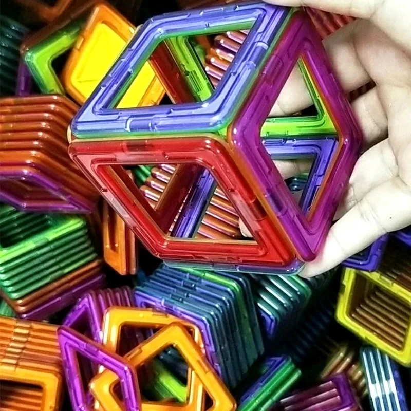 Magnetic Building Blocks Magnetic Assembly Toy 10-200pcs Big Size Magnetic Designer Construction Set Model & Building Toy Plastic Magnetic Blocks Educational Toys For Kids