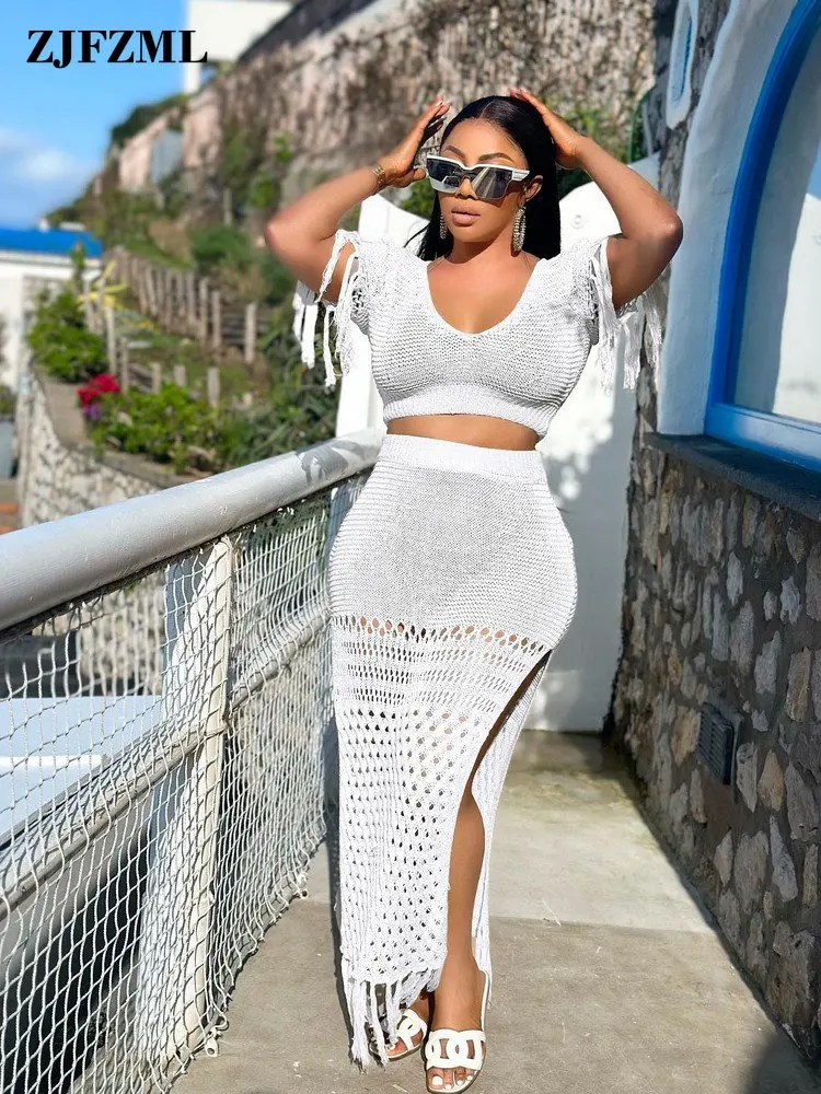 

Stylish Hand Crochet Knit 2 Piece Skirt Sets for Women V Neck Short Sleeve Pullover and Side High Split Tassel Hem Beach Skirts