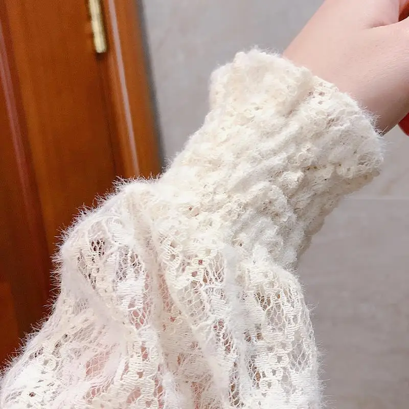 Elegant Fashion Lace Gauze Hook Flower Hollow Woman Blouses Lantern Sleeve Pullover Tops Loose Turtleneck Shirts Female Clothing