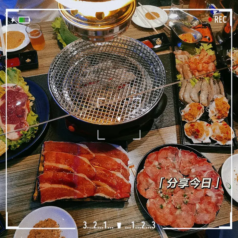 Cast Iron Charcoal Barbecue Stove Fire Pits Korean-style Commercial Table Grill Stand Household Fire Pit Outdoor Heating Stove
