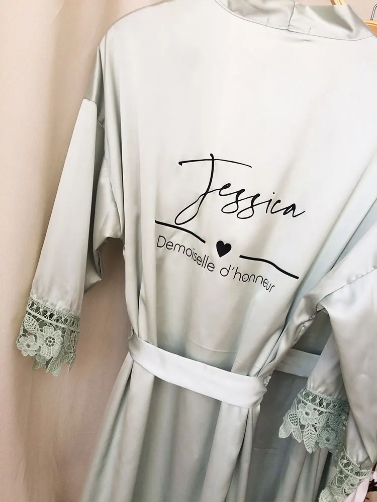 La Mariée White Kimono with Name Gowns for Bride Demoiselle D’Honneur Green Sage Kimono Custom Satin Robe Lace Robes for Wedding