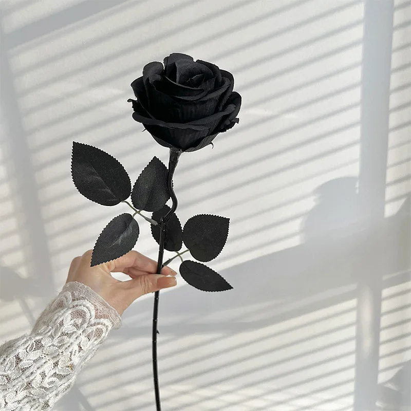 NatureMan Confezione da 10 rose artificiali nere per Halloween, con bulbi oculari, in finta seta, per feste di Halloween, decorazione per la casa, matrimoni, colore: nero