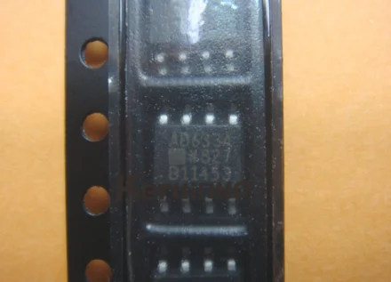 

10pcs AD633AR AD633 4-Bit 8-Pin SOIC AD633A 50pcs NEW ORIGINAL