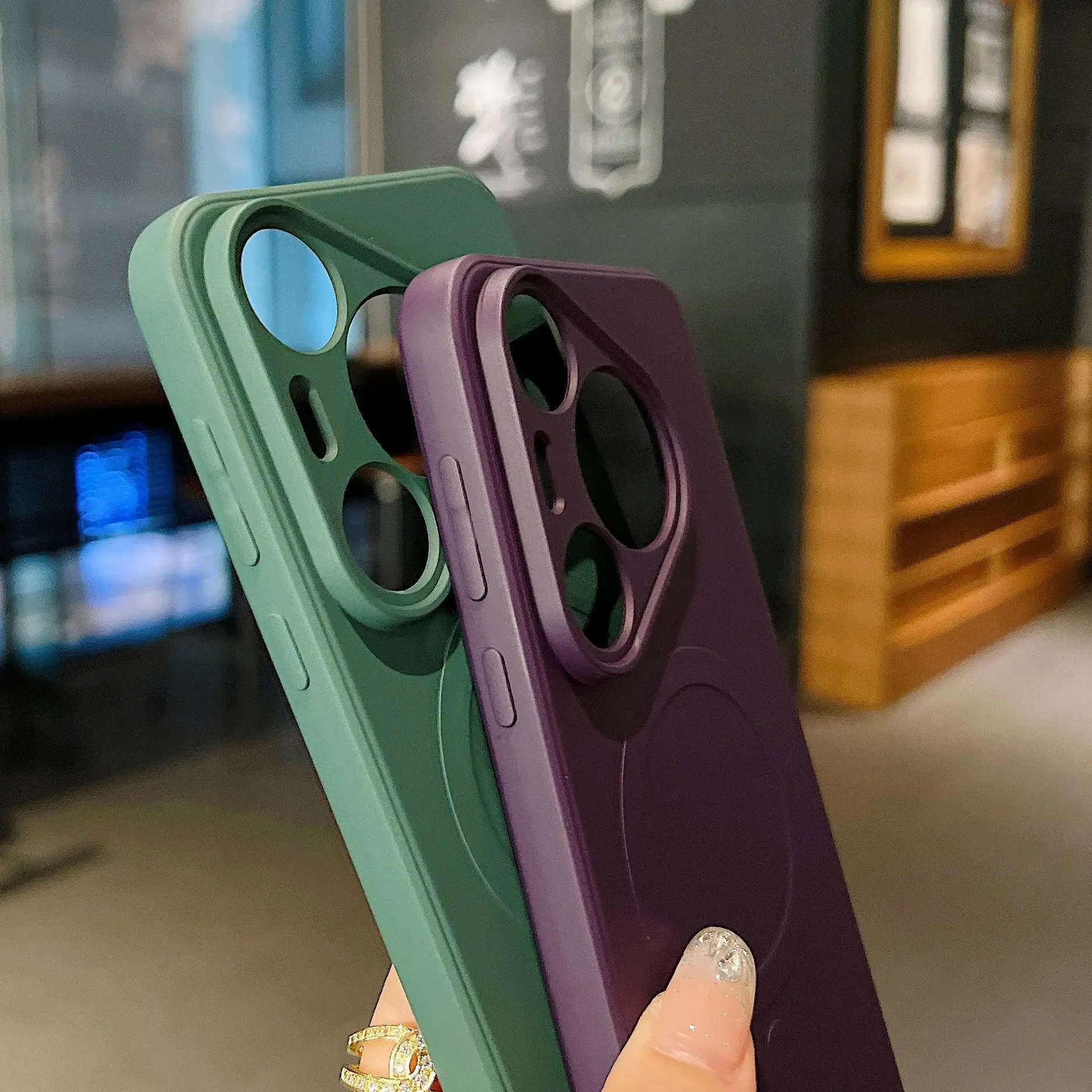 Liquid Silicone Magnetic Shockproof Matte Case, Soft Touch Finish,