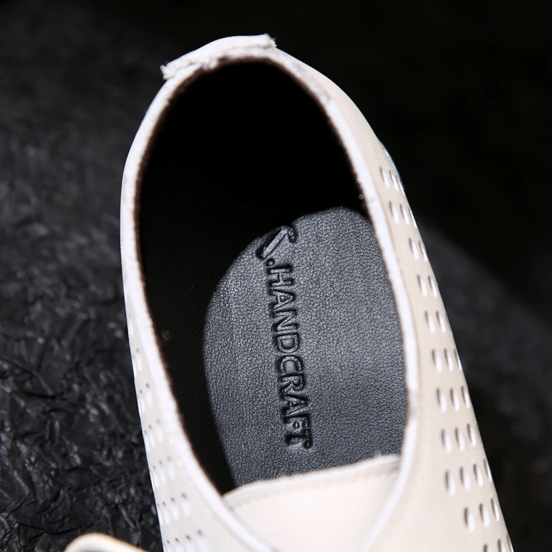 Women's New Spring and Autumn Pointed Lace up Genuine Leather Cowhide Comfortable Middle Heel Perforated Muller Single Shoes