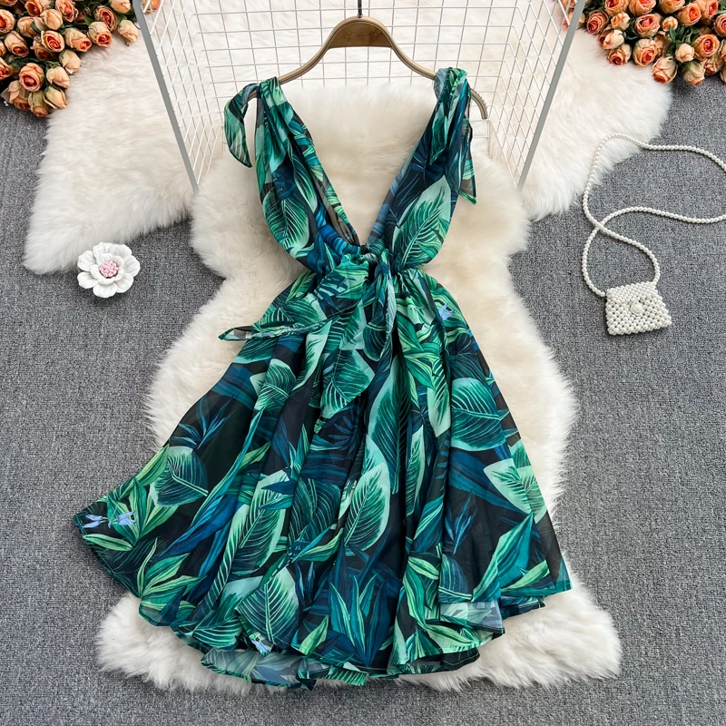 

2022 Spring New V-neck Waist Closing Thin Bow Tie Print Dress Seaside Holiday Suspender Large Swing A-line Dress