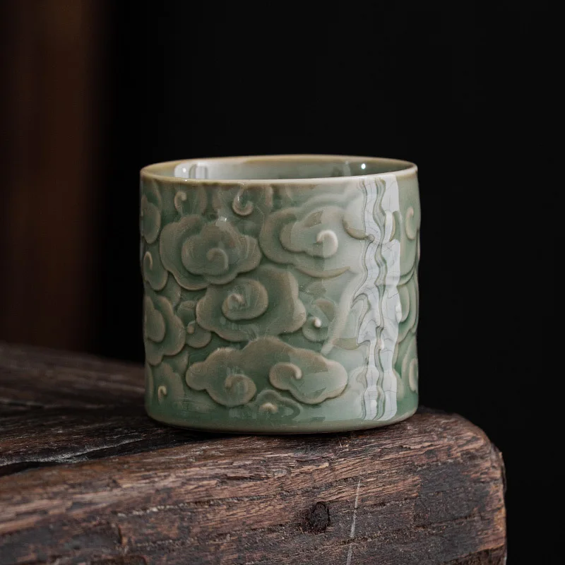 Chinese style simple jade auspicious cloud master single cup retro Yue kiln celadon tea set tea cup personal kung fu sample