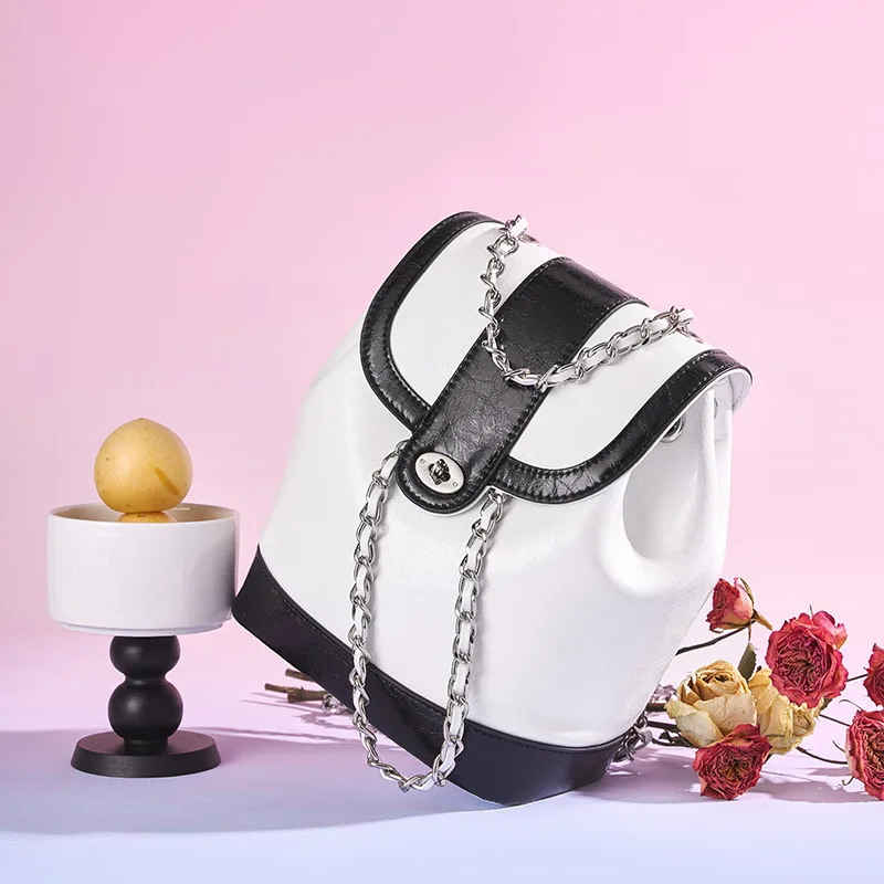 CHAIN FLOWER BUCKET BACKPACK