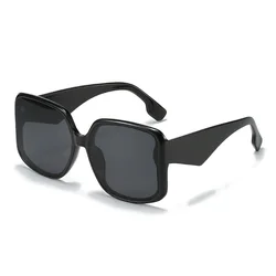Chic Oversized Double Frame Women's Sunglasses with Gradient UV400 Lenses (Black)