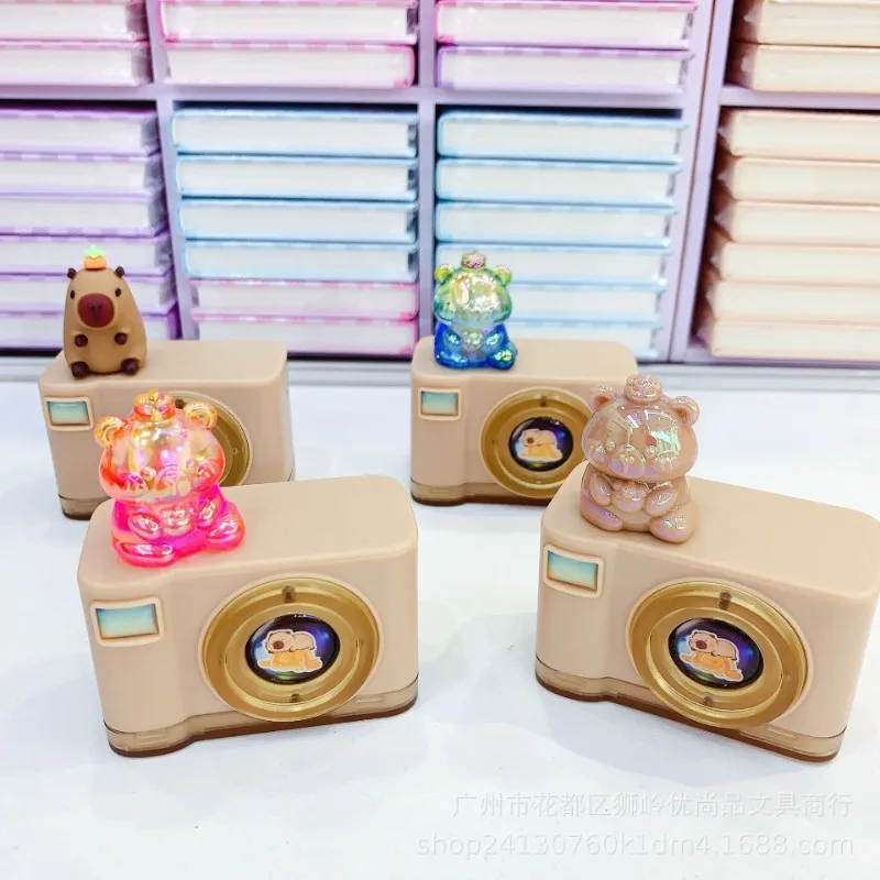귀여운 카메라 모양 카피바라 연필깎이 16개 도매, 휴대용 미니 수동 이중 홀, 생일 선물