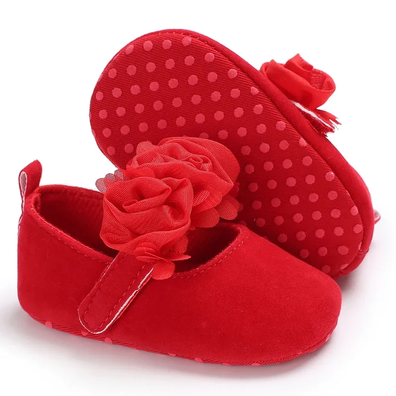 Baby Shoes Cute Baby Sweet Princess Style 0-1 Year Old Non slip Fabric Sole Newborn Red Holiday Walking Shoes 2025 New Ins Super 3