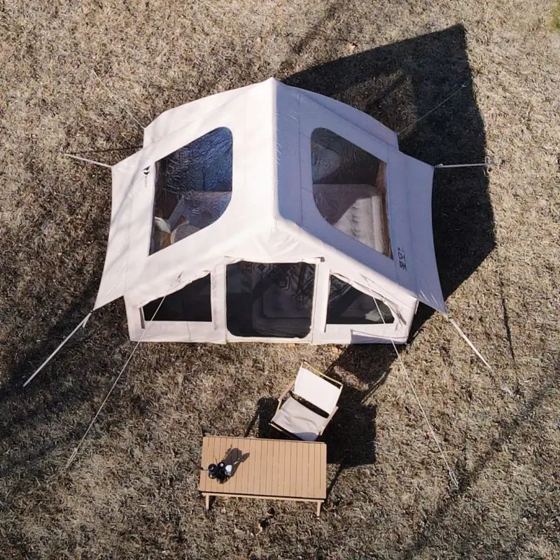 Comfortable Handy Glamping Tent with Built-In Bathroom 2