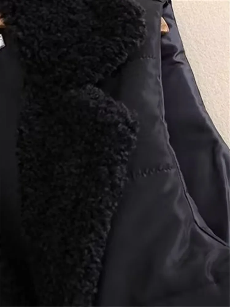 Рисунок 4 - Женская зимняя стеганая куртка без рукавов