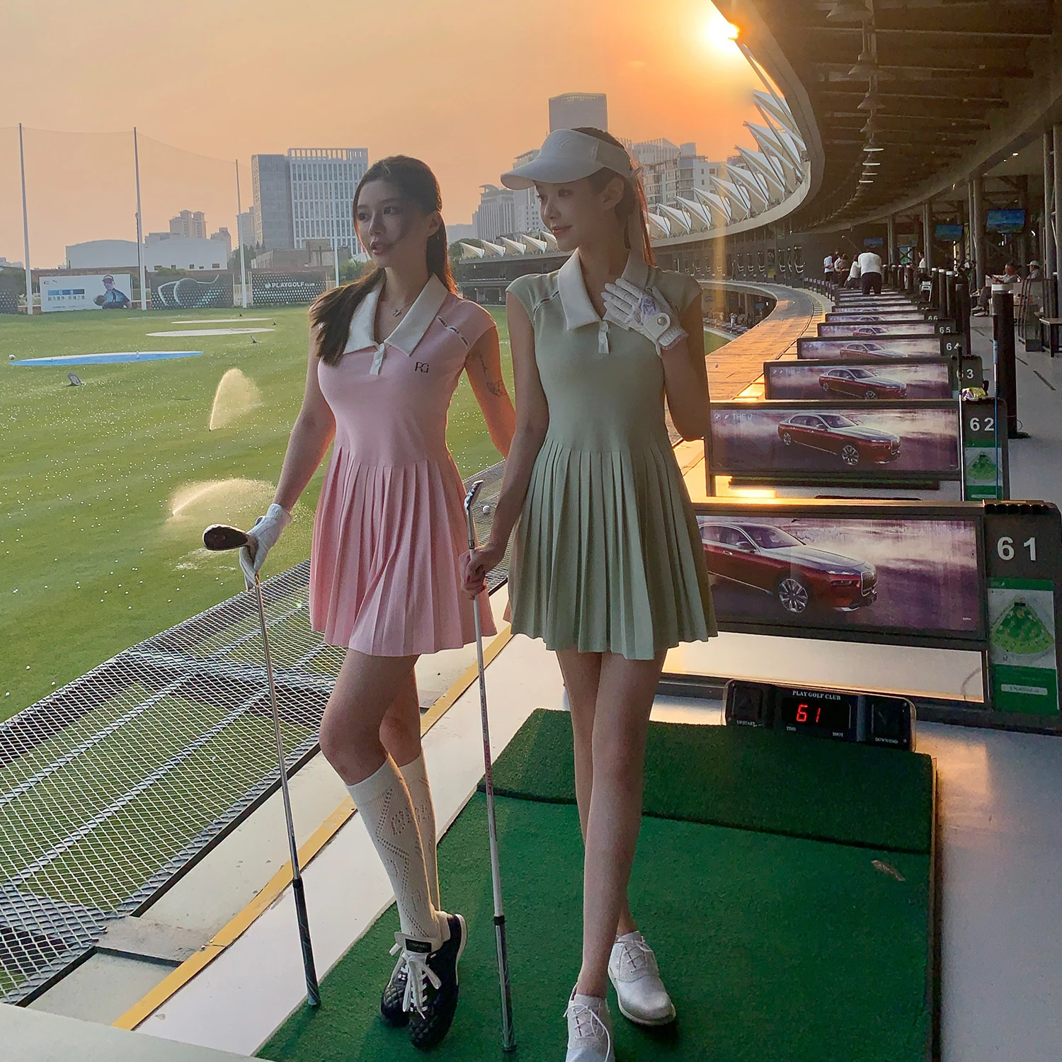 Summer Thin Breathable Sporty Polo Neck Sleeveless Women's Golf Dress Slim Pleated Skirt Tennis Golf Ladies Apparel