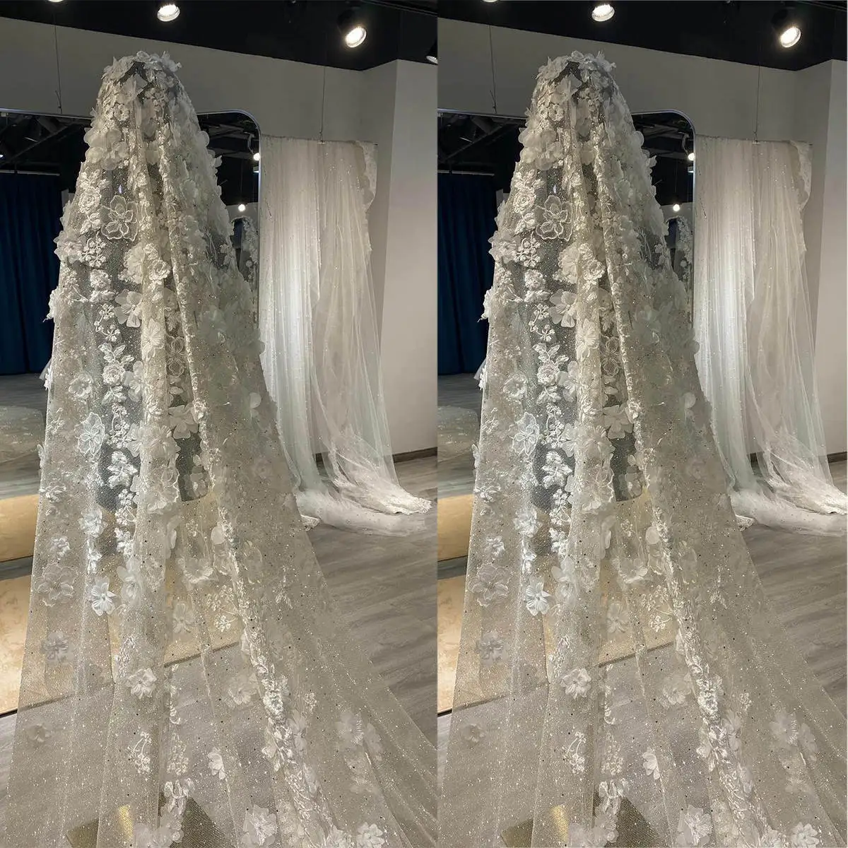 Romantic Flower Pearls Bridal Veils 3 Meters Long One Layere Wedding Hearwear Cathedral Length Bride Headpieces