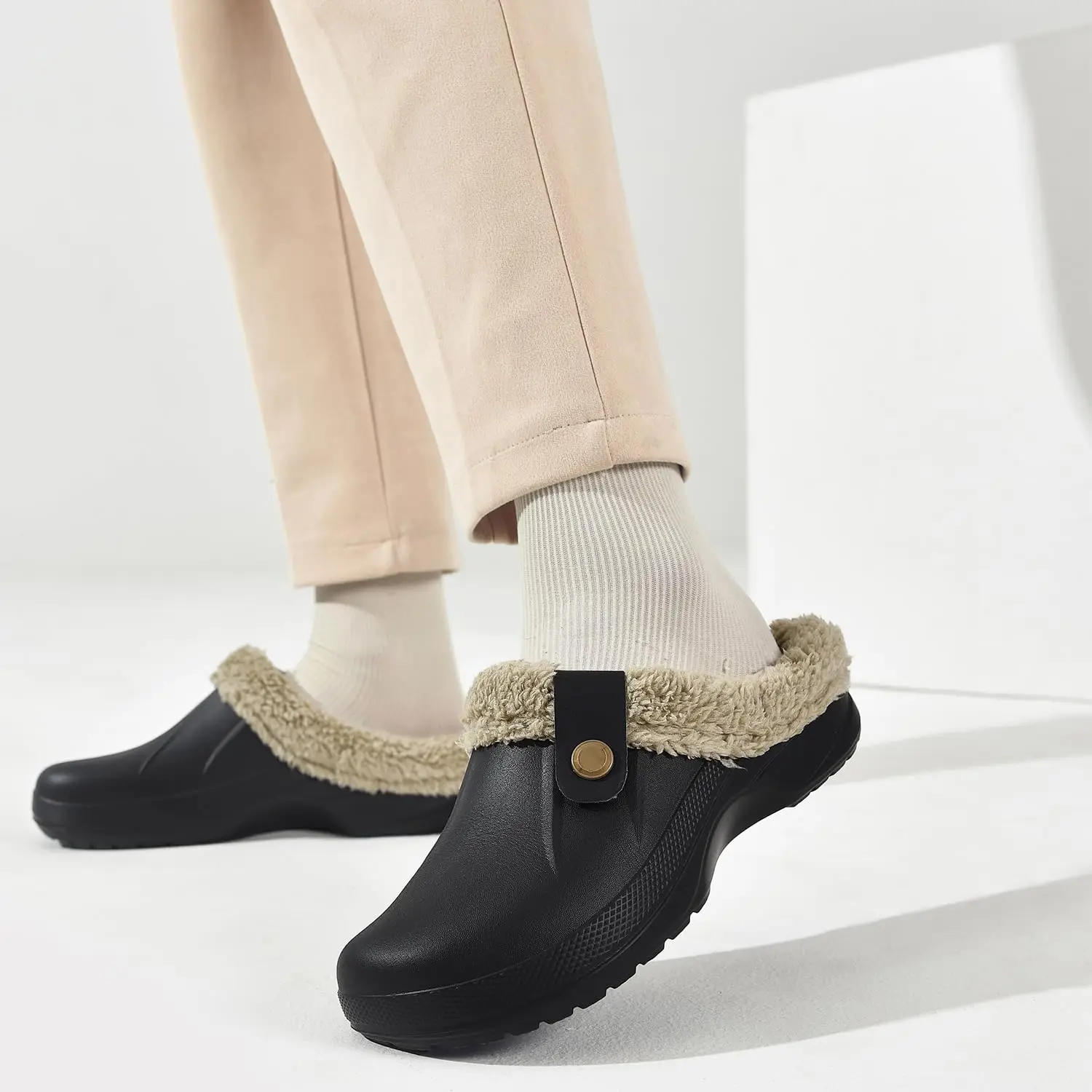 Crestar Women and Men Fur Lined Clogs Memory Foam Warm Fuzzy Slippers New Winter Waterproof Indoor Outdoor Comfortable Slippers 6
