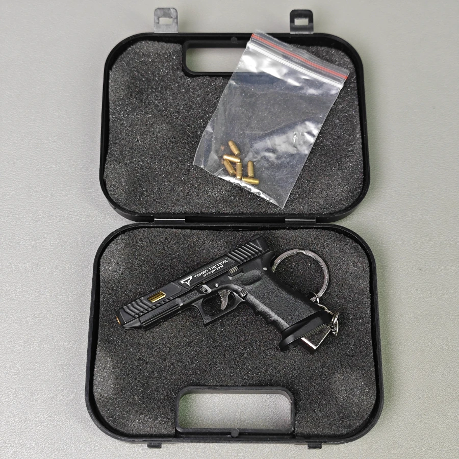 2025 New Glock 34 Tactical Alloy Mini Pistol Keychain 1:3 Scale