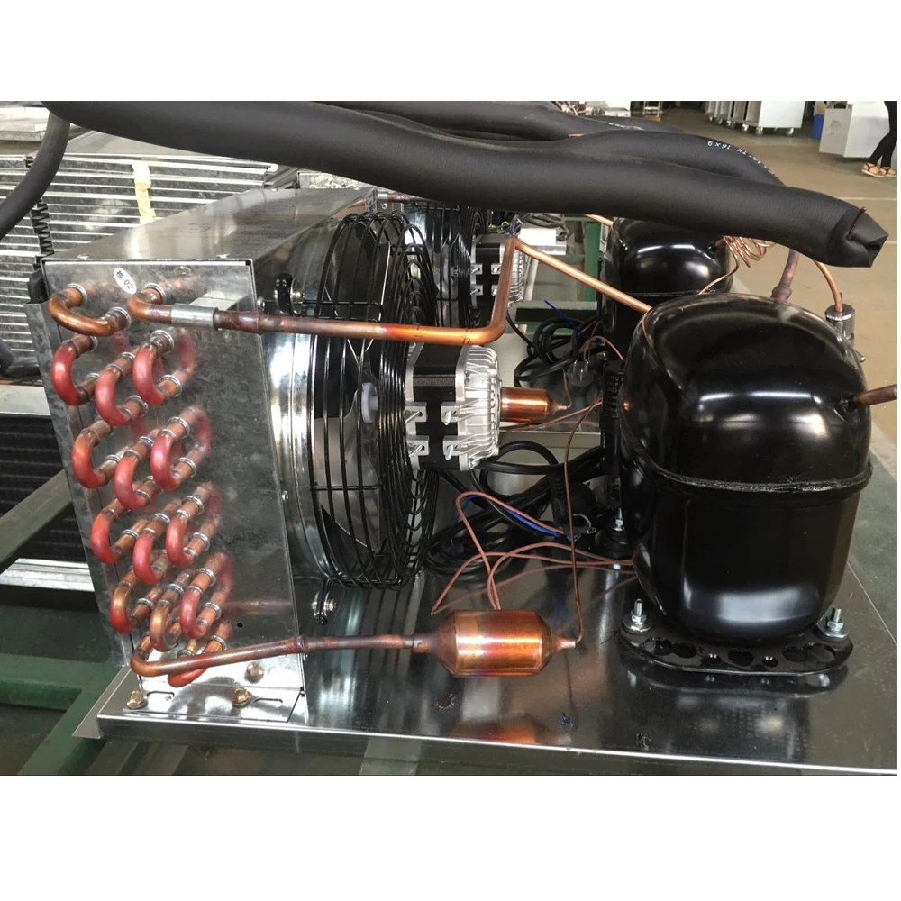 Commercial 4-Door Glass Refrigerator Cooling Beverage Display Showcase For Supermarket Beverage Chiller Equipment