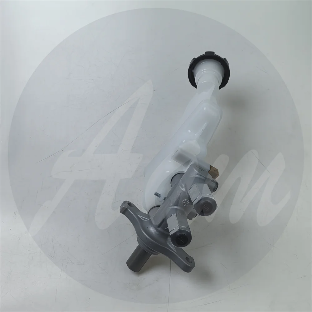 Brake Master Cylinder For HYUNDAI ACCENT SOLARIS KIA 2010-2014 585101R000 58510-1R000