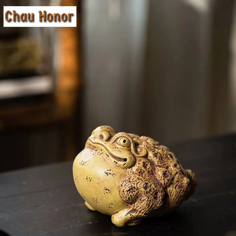 Creativity Lucky Golden Toad Statue Ornaments Chinese Yixing Purple Clay Tea Pet Handmade Tea Set Decors Tea Ceremony Collection