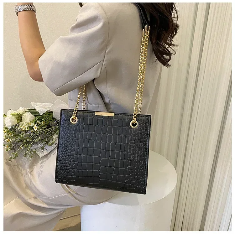Luxury Women's Designer Crossbody Chain Bag - Solid Color Shoulder Handbag